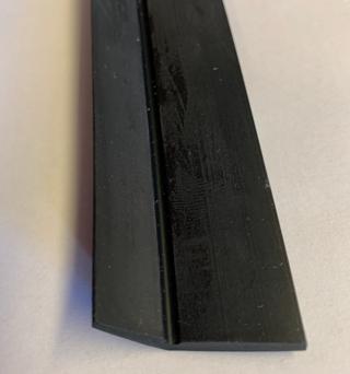 Släplist förrådsdörr 33mm (ej monterad)