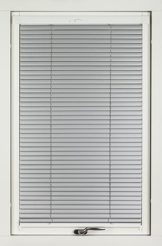 Persienn Intu nr 0058 Ljus silver